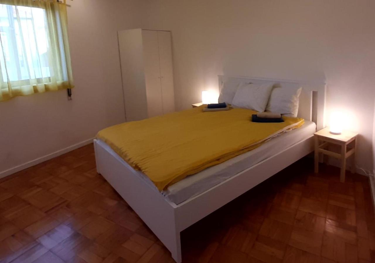 Taol Apartment บีลาโนวาเดกายา ภายนอก รูปภาพ